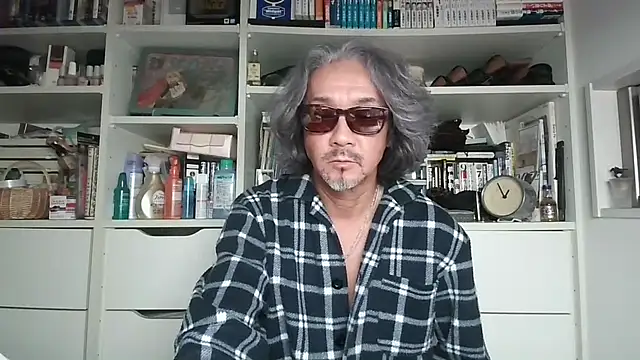 MtaS1 online show from April 2026 03:51:02 PM