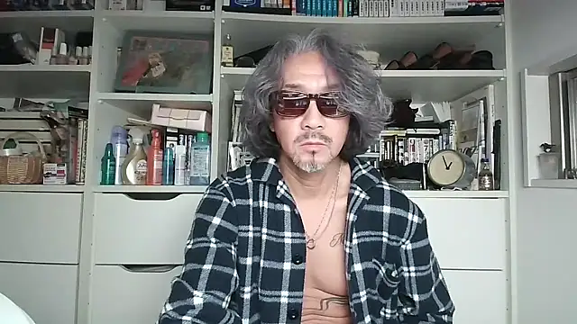 MtaS1 online show from April 2026 03:51:01 PM