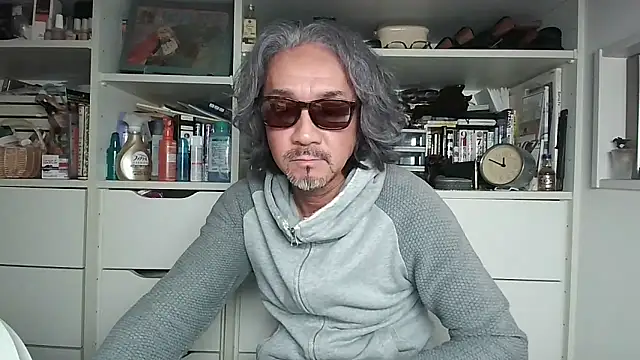 MtaS1 online show from April 2026 02:43:02 PM