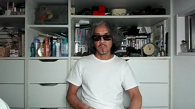 Snapshot of MtaS1 chatting on June 2026 03:51:02 PM MtaS1 online show from June 2026 03:51:02 PM