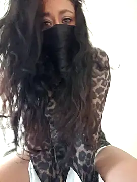 Snapshot of Milove86 chatting on February 2026 11:02:02 PM Milove86 online show from February 2026 11:02:02 PM