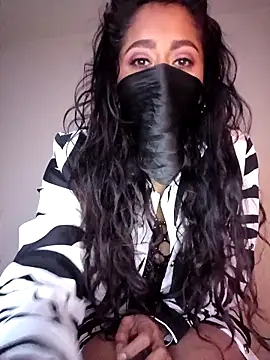 Snapshot of Milove86 chatting on March 2026 05:04:01 AM Milove86 online show from March 2026 05:04:01 AM