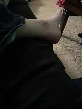 mgross8966 online show from February 2026 01:47:01 AM