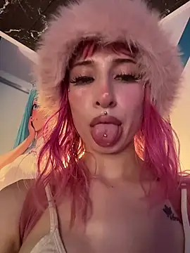 Maaddy LS online show from February 2026 07:14:02 PM