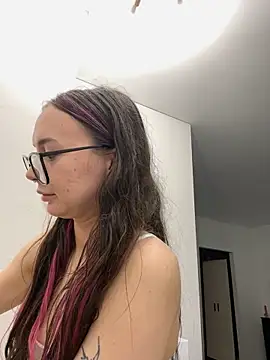 OliviaMorgan  online show from May 2026 11:49:02 AM