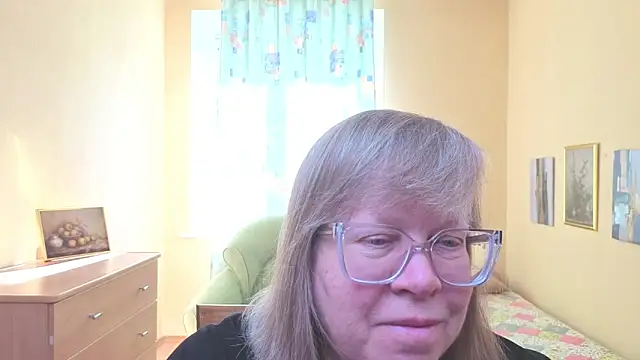 Emma Eclipsee online show from March 2026 11:15:01 AM