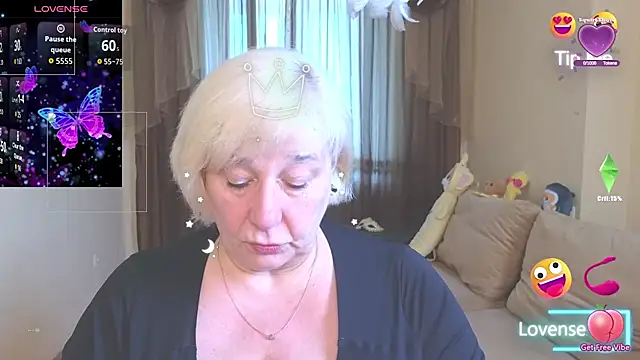 Snapshot of Emma_Eclipsee chatting on May 2026 05:11:01 AM Emma Eclipsee online show from May 2026 05:11:01 AM