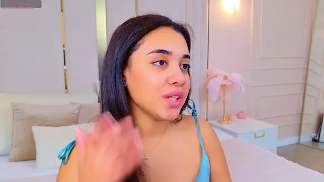 Luna Cortier online show from March 2026 05:36:01 AM