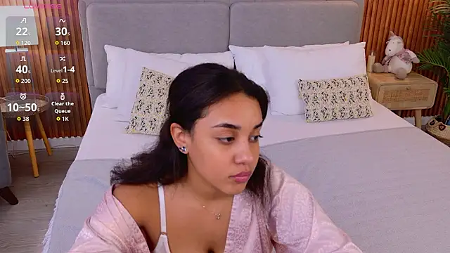 Luna Cortier online show from March 2026 07:25:01 AM