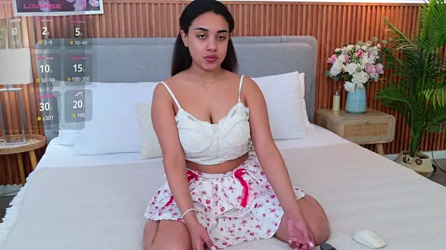 Luna Cortier online show from May 2026 05:22:01 AM