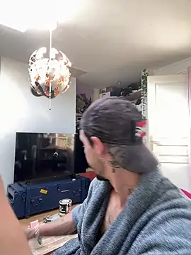 Piratee666 online show from March 2026 09:06:01 AM