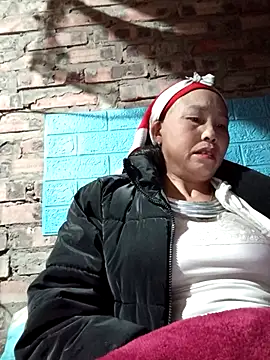 lena-cute online show from February 2026 06:49:02 PM