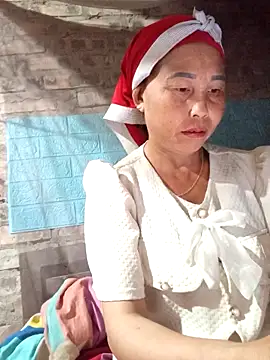 lena-cute online show from April 2026 03:08:01 PM