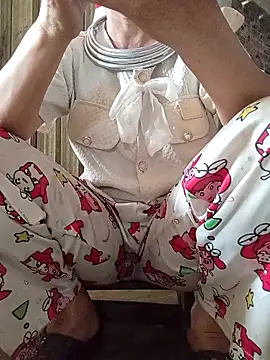 lena-cute online show from April 2026 02:29:01 AM