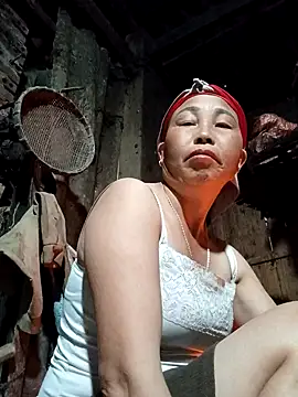 lena-cute online show from April 2026 10:24:01 PM