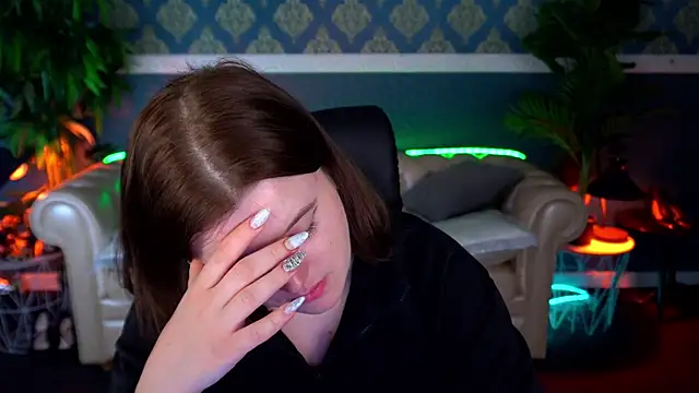 KristiFoxy online show from April 2026 03:00:01 AM