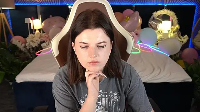 Snapshot of KristiFoxy chatting on July 2026 12:35:02 PM KristiFoxy online show from July 2026 12:35:02 PM