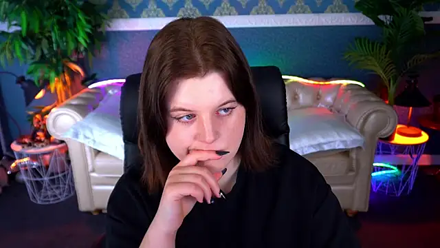 KristiFoxy online show from April 2026 05:33:02 AM