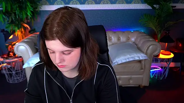 KristiFoxy online show from April 2026 05:11:02 AM