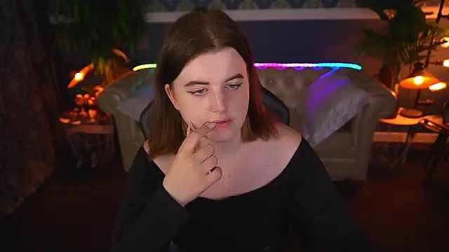 KristiFoxy online show from May 2026 12:15:01 PM