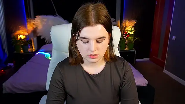 KristiFoxy online show from May 2026 12:45:02 PM
