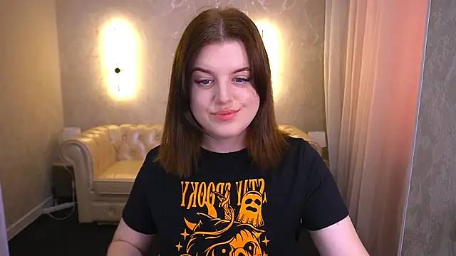 Snapshot of KristiFoxy chatting on July 2026 05:30:01 AM KristiFoxy online show from July 2026 05:30:01 AM