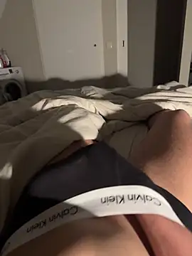 Snapshot of Robertocavall chatting on February 2026 08:39:01 PM Robertocavall online show from February 2026 08:39:01 PM