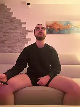 ItalianAlex online show from March 2026 06:15:02 PM