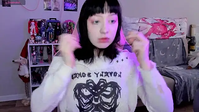 MollysLand online show from February 2026 07:37:02 AM