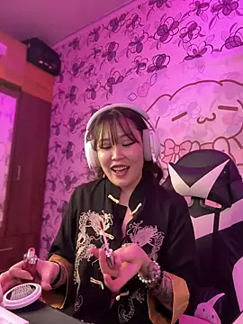 YukiiTYAN online show from March 2026 01:46:02 PM