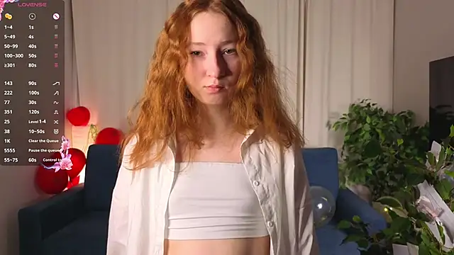 Snapshot of MaraButtrey chatting on February 2026 01:05:02 AM MaraButtrey online show from February 2026 01:05:02 AM