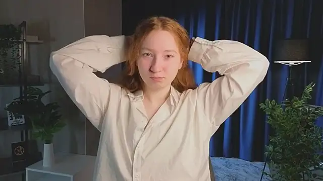 Snapshot of MaraButtrey chatting on February 2026 01:25:01 AM MaraButtrey online show from February 2026 01:25:01 AM