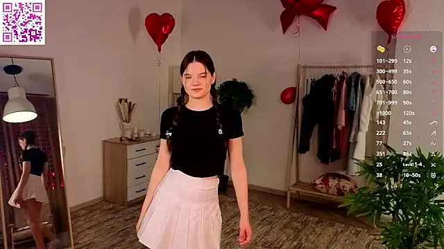 Snapshot of MirthaZien chatting on February 2026 01:06:01 AM MirthaZien online show from February 2026 01:06:01 AM