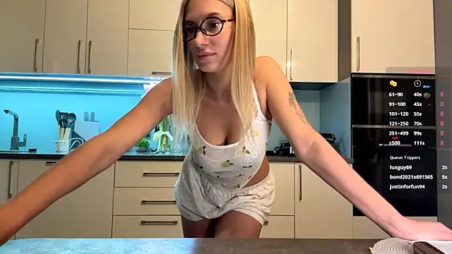 SoftnessMila online show from March 2026 03:39:02 PM