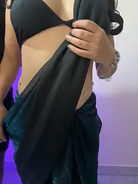 Snapshot of Hot_Bhavi_ chatting on April 2026 07:07:01 PM Hot Bhavi online show from April 2026 07:07:01 PM