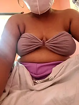 Snapshot of vyshali_vyshu chatting on March 2026 07:37:02 AM vyshali vyshu online show from March 2026 07:37:02 AM