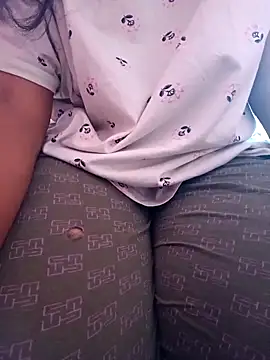 Snapshot of vyshali_vyshu chatting on March 2026 03:29:01 AM vyshali vyshu online show from March 2026 03:29:01 AM