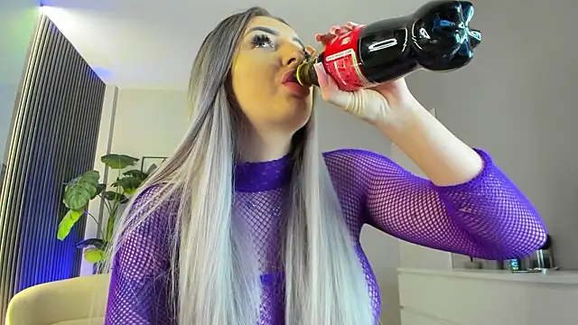 MissObsidian online show from February 2026 09:15:01 PM