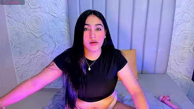 Lya dubois  online show from March 2026 07:59:01 PM