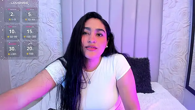 Snapshot of Lya_dubois_ chatting on February 2026 08:53:02 PM Lya dubois online show from February 2026 08:53:02 PM