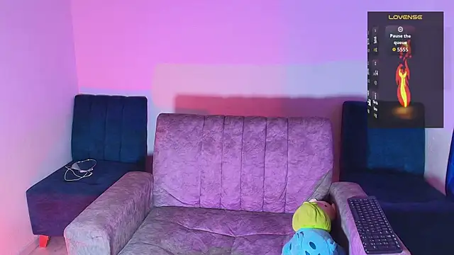 Lya dubois  online show from March 2026 06:31:01 PM