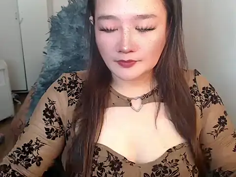 Snapshot of UrLovelyWetPussy chatting on February 2026 08:05:02 AM UrLovelyWetPussy online show from February 2026 08:05:02 AM