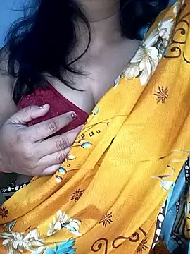 Snapshot of Miss-Prity chatting on February 2026 05:12:02 PM Miss-Prity online show from February 2026 05:12:02 PM