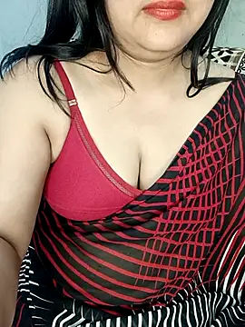 Miss-Prity online show from April 2026 08:05:02 PM