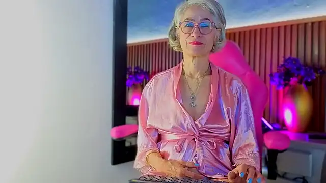 miss monserrate01 online show from April 2026 01:49:01 PM