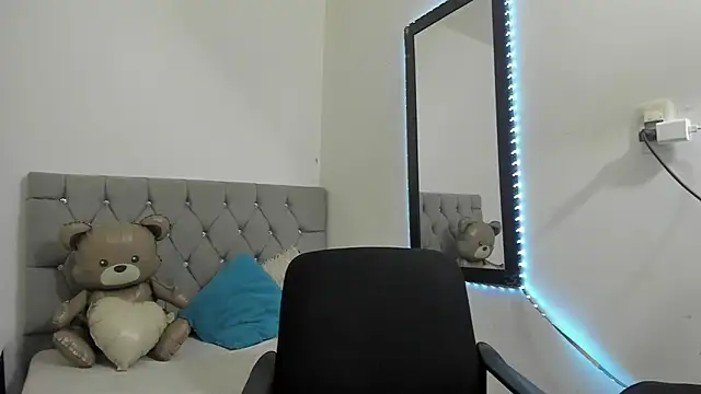  1DERECK online show from February 2026 12:23:01 PM