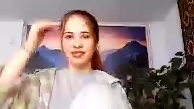 Snapshot of Lideyoung chatting on February 2026 07:05:01 AM Lideyoung online show from February 2026 07:05:01 AM