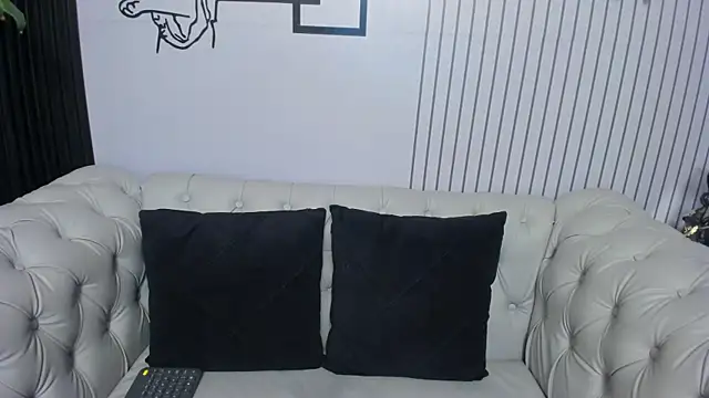 sophie bonny online show from February 2026 11:21:01 AM