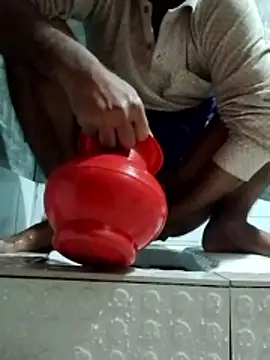 sos-boy online show from February 2026 04:43:02 AM