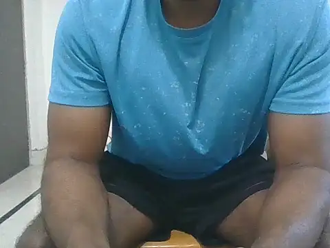 Snapshot of veeeer1239 chatting on February 2026 06:33:01 AM veeeer1239 online show from February 2026 06:33:01 AM